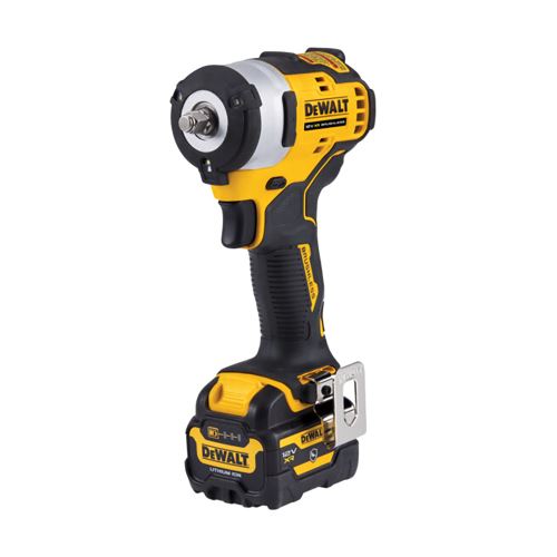 Șofer cu impact DEWALT 12V 3/8", 1 x 5Ah baterie DCF903P1